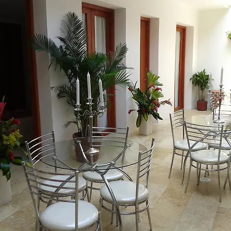 Casa Blanca Boutique