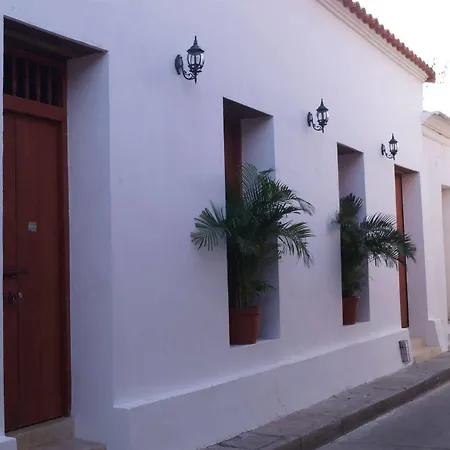 Casa Blanca Boutique 3*
