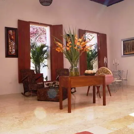 Casa Blanca Boutique 3*